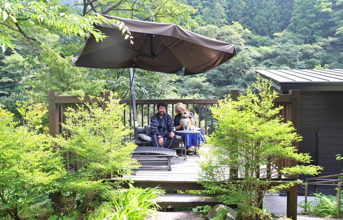 ウッドデッキ＆カップル